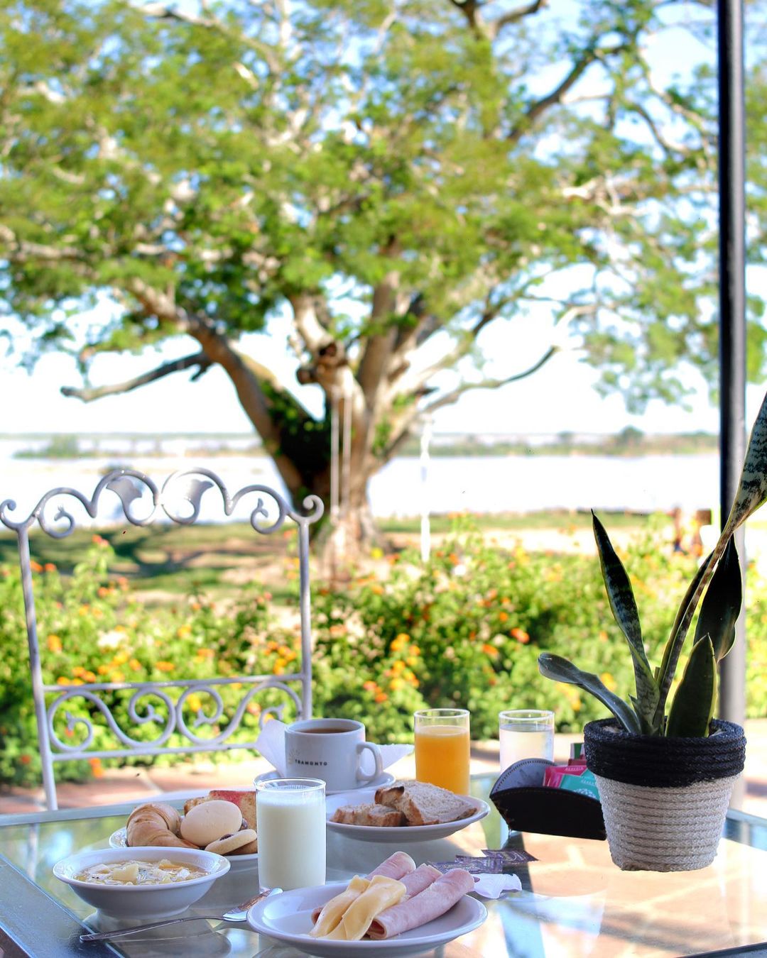 hotel_tramonto_alojamiento_empedrado